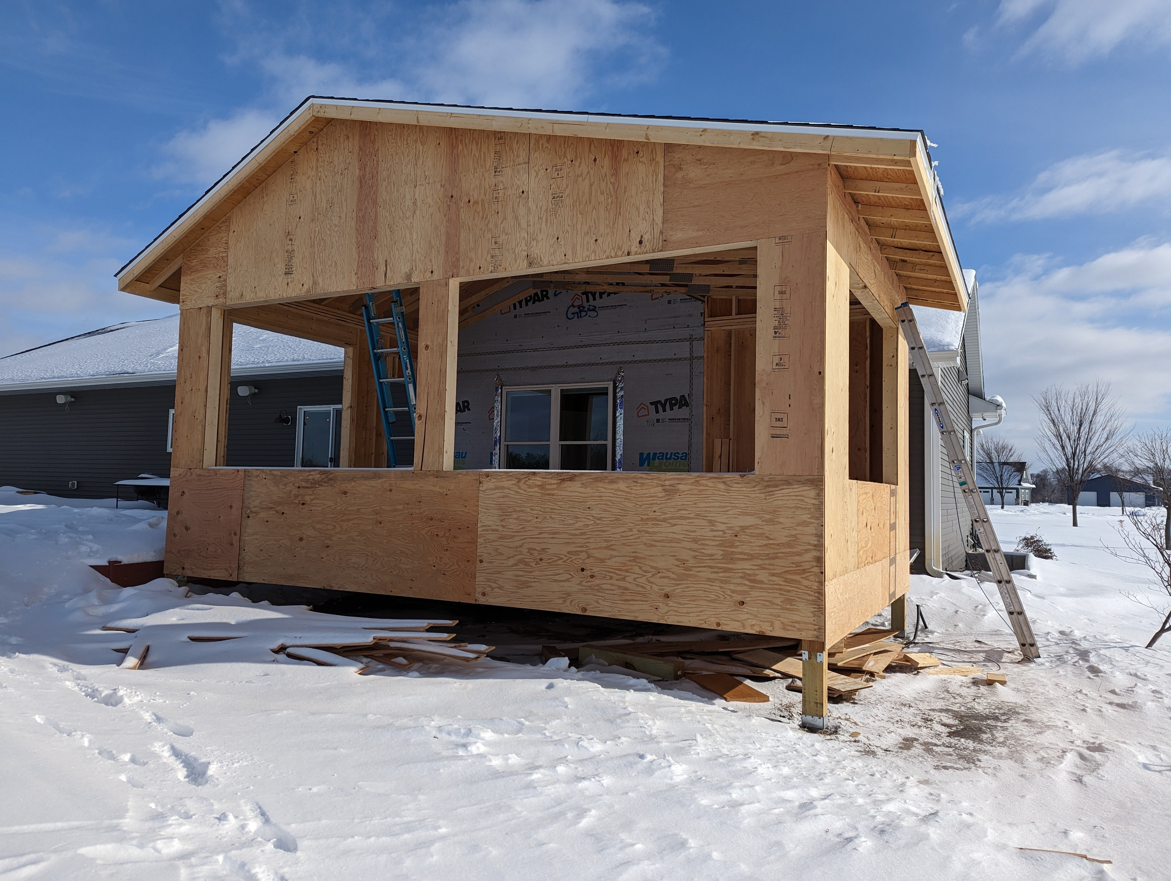 Esler Construction builds garages.